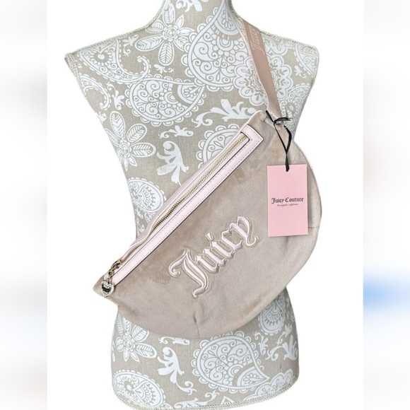 JUICY COUTURE Cafe/Powder Blush Queen of Everything Fanny Bag - Picture 2 of 11